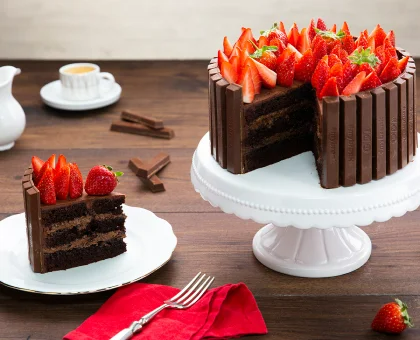 KitKat Cake (เค้กคิทแคท)