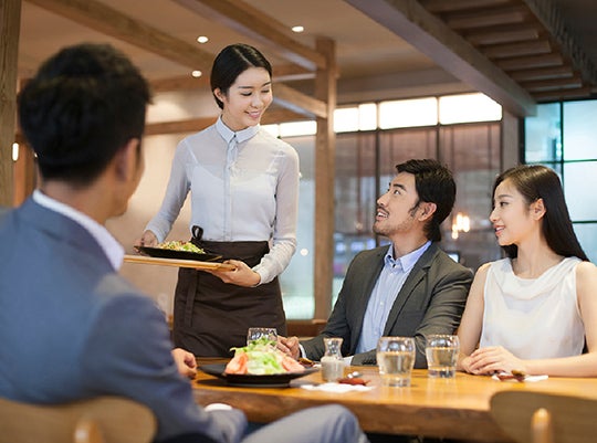 เซอร์วิสชาร์จร้านอาหาร ควรคิดอย่างไร