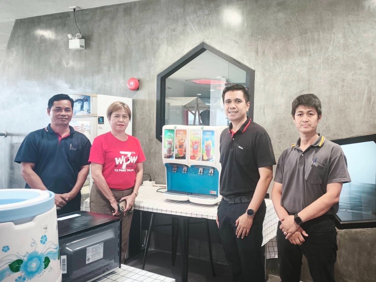 เครื่องกดเครื่องดื่มเย็น 3