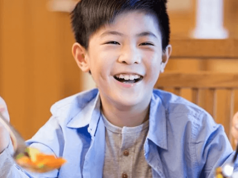 การจัดการ อาหารกลางวันนักเรียน ให้เหมาะสมตามหลักโภชนาการของเด็กๆ ในแต่ละช่วงวัย