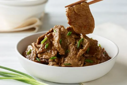 เนื้ออบซอสถั่วเหลือง