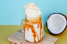 มะพร้าวปั่นคาราเมล (Coconut Overload)