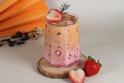 ชาไทยสตรอว์เบอร์รี่ ขนาดแก้ว 16 ออนซ์