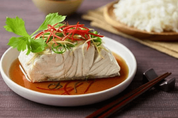 ปลานึ่งซีอิ๊ว